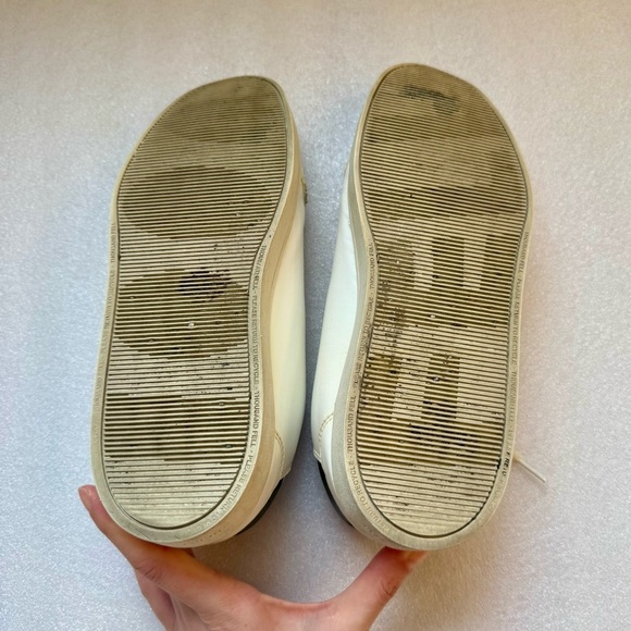 Thousand Fell x Frank And Oak Sneaker in Dark Green in Women's Size 8 - Picture 14 of 15
